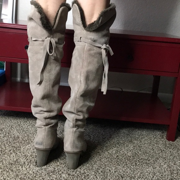 Grayish taupe rare b. Makowski over knee boots - Picture 4 of 8